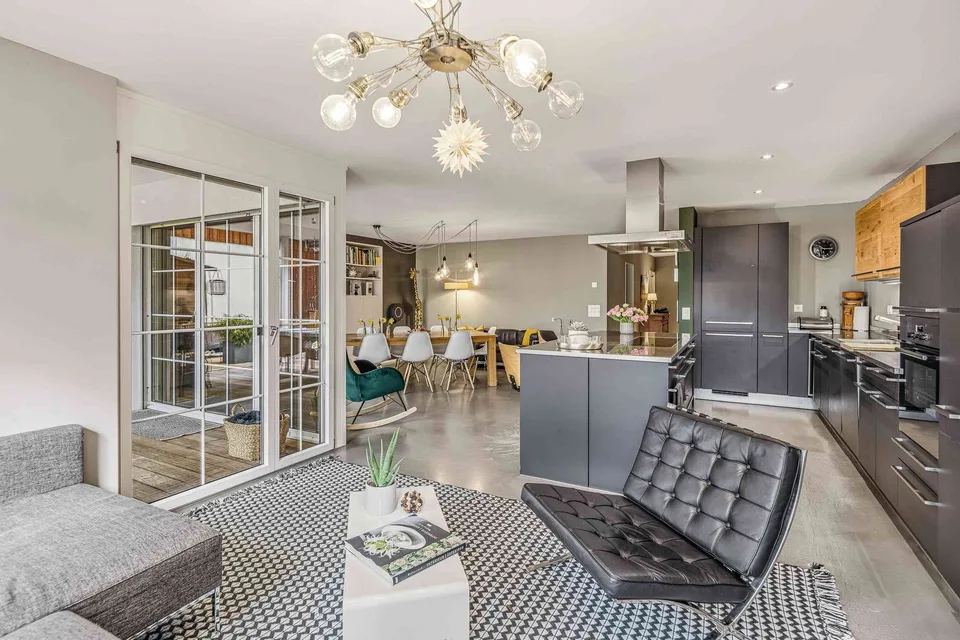 Ein Wohntraum im Grünen: Moderne 4.5-Zimmer-Gartenwohnung mit Wohlfühlgarantie in Hittnau