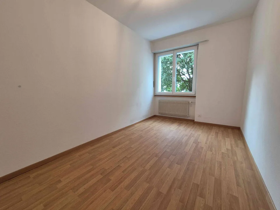 1 Studenten-WG-Zimmer in Kehrsatz nahe Bern