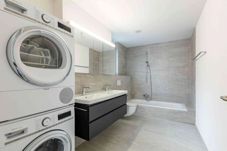 Moderne 3.5 Wohnung mit Seesicht