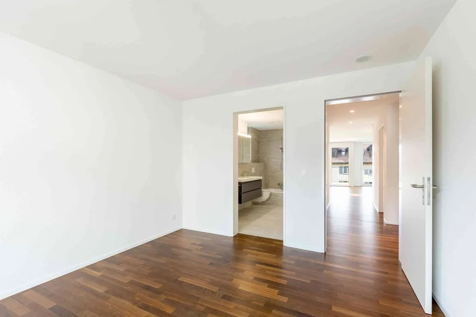 Moderne 3.5 Wohnung mit Seesicht