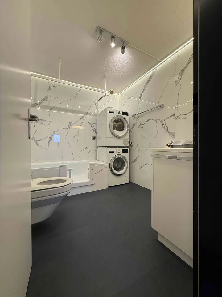 Erstbezug nach Renovation – 3.5-Zimmer-Wohnung mitten im Dorfkern