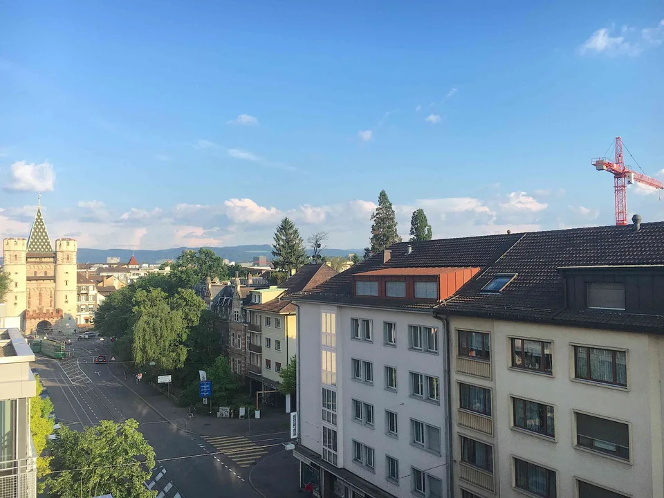 Traumhafte 3.5 Zimmer Attika Wohnung mit zwei Terrassen (20m²)