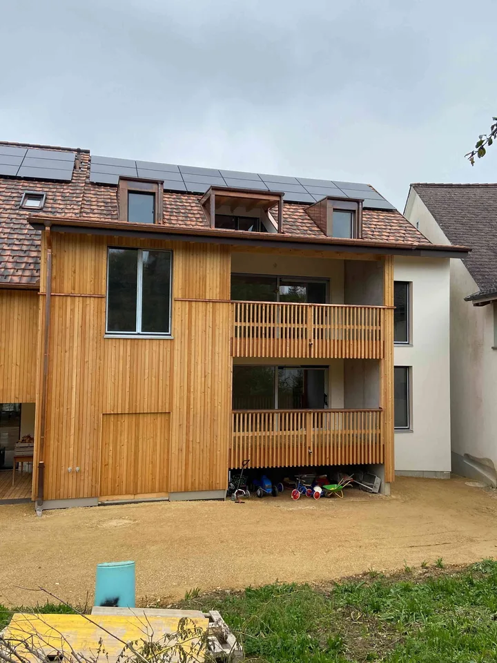 Moderne, grosse 4.5 Zimmerwohnung