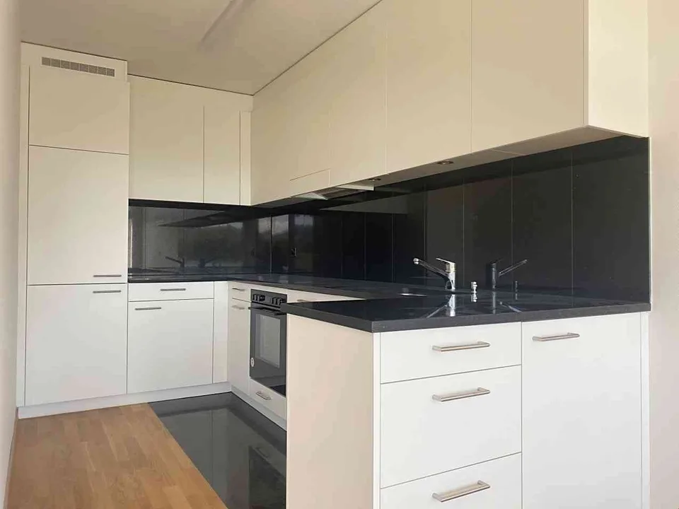 Moderne 4.5 Zimmer Wohnung mit toller Aussicht (Nr. 15)