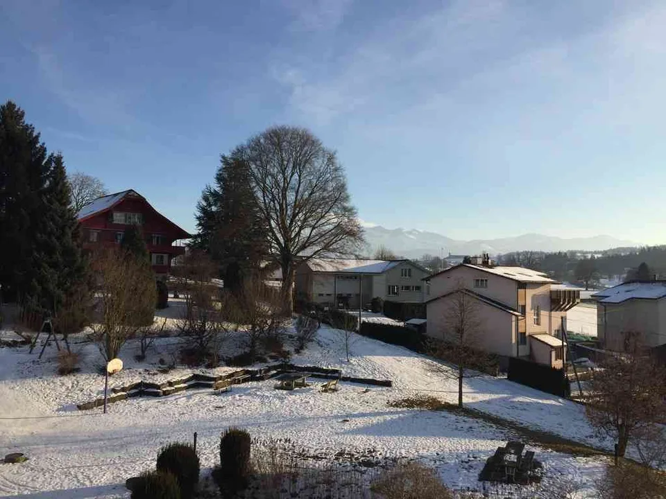 4.5 Zimmer Wohnung, ca. 150 m2, zu vermieten, mit grossem Balkon