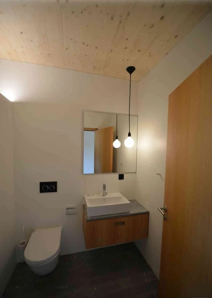 Aussichtsreiches Wohnen im kühlen Haus am Sonnenhang