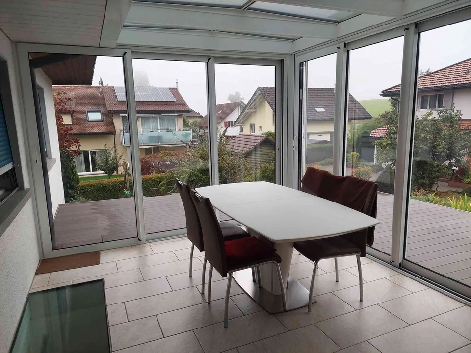 7 1/2 Zimmer Einfamilienhaus mit Gewerberaum