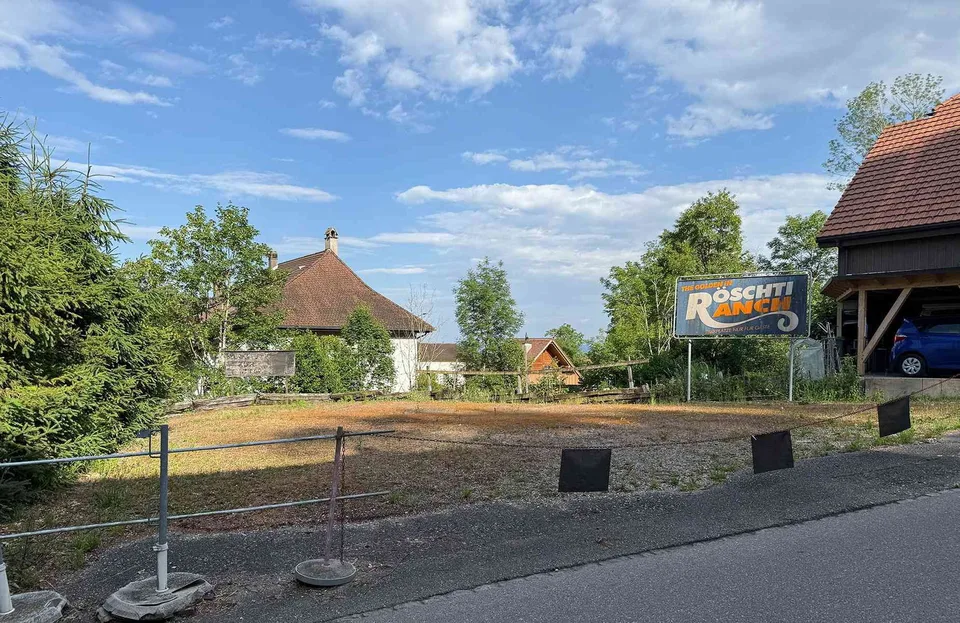 Einfamilienhaus in Niederwil SO mit zusätzlicher Baulandparzelle