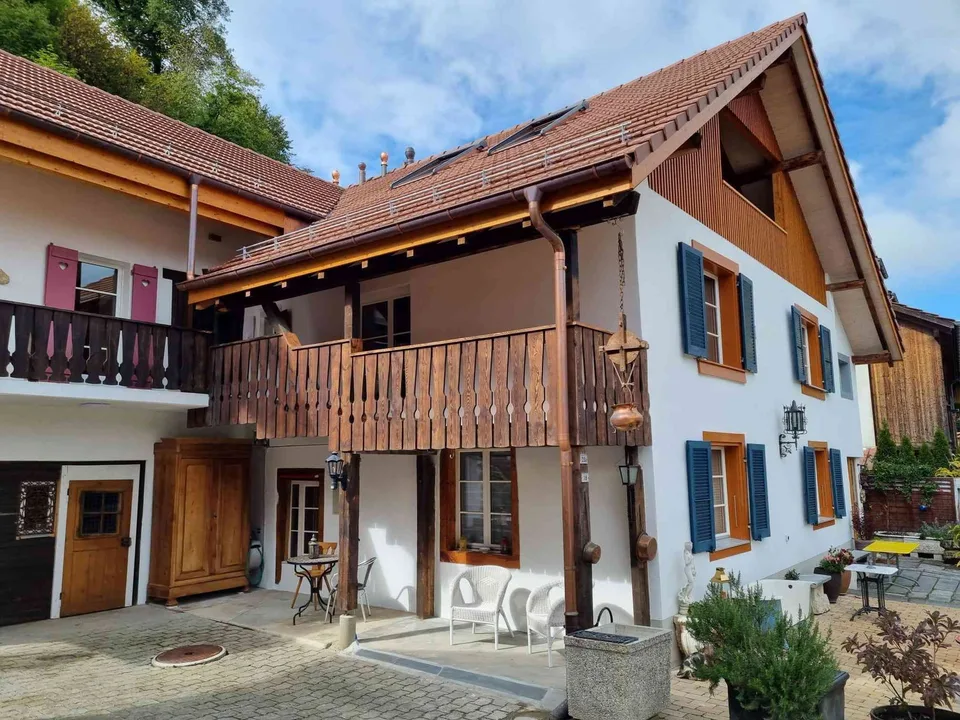 Dachwohnung mit Aussicht in Seewen