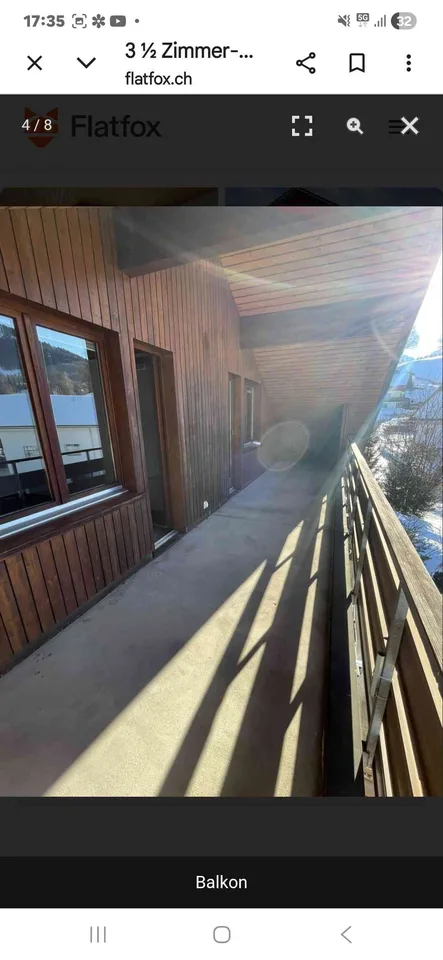 Schöne Dachwohnung mit grossem Süd Balkon