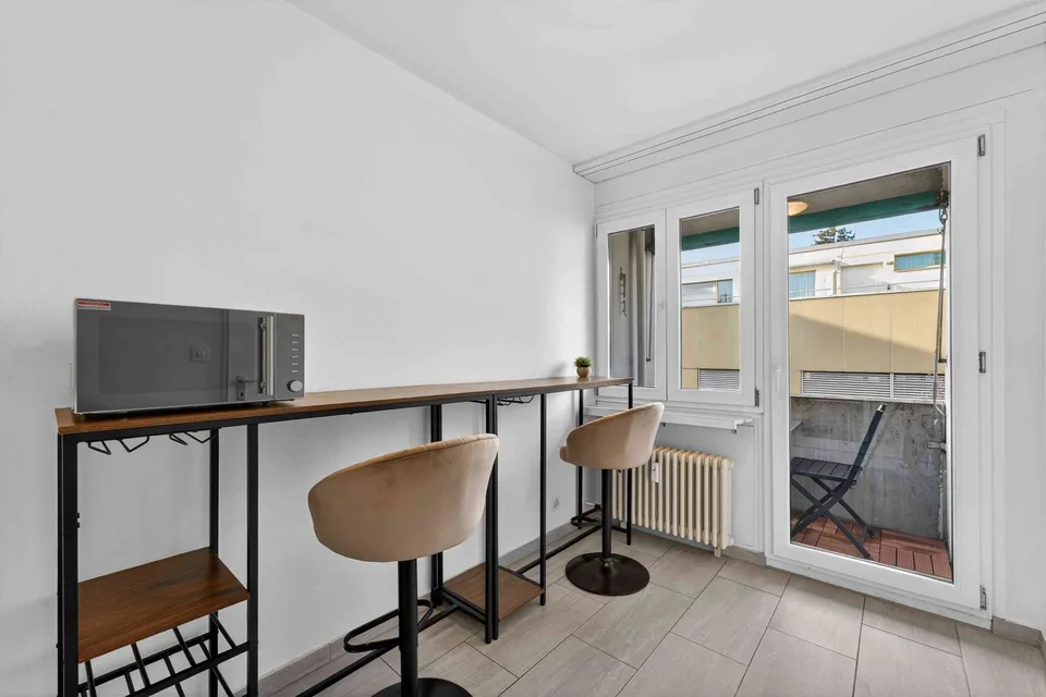 Möbliertes 1.5-Zi. Ap. 4 Pers. (35 m²) mit Balkon Basel – Foto 9 von 9