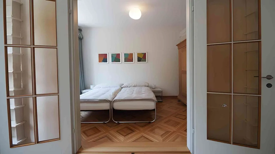 2,5-Zimmer helle und modernisierte Altbauwohnung im Breite-Quartier