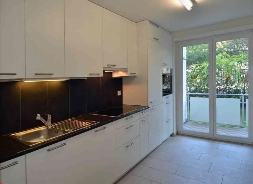 Moderne 3-Zimmer Wohnung im Iselin Quartier zu vermieten
