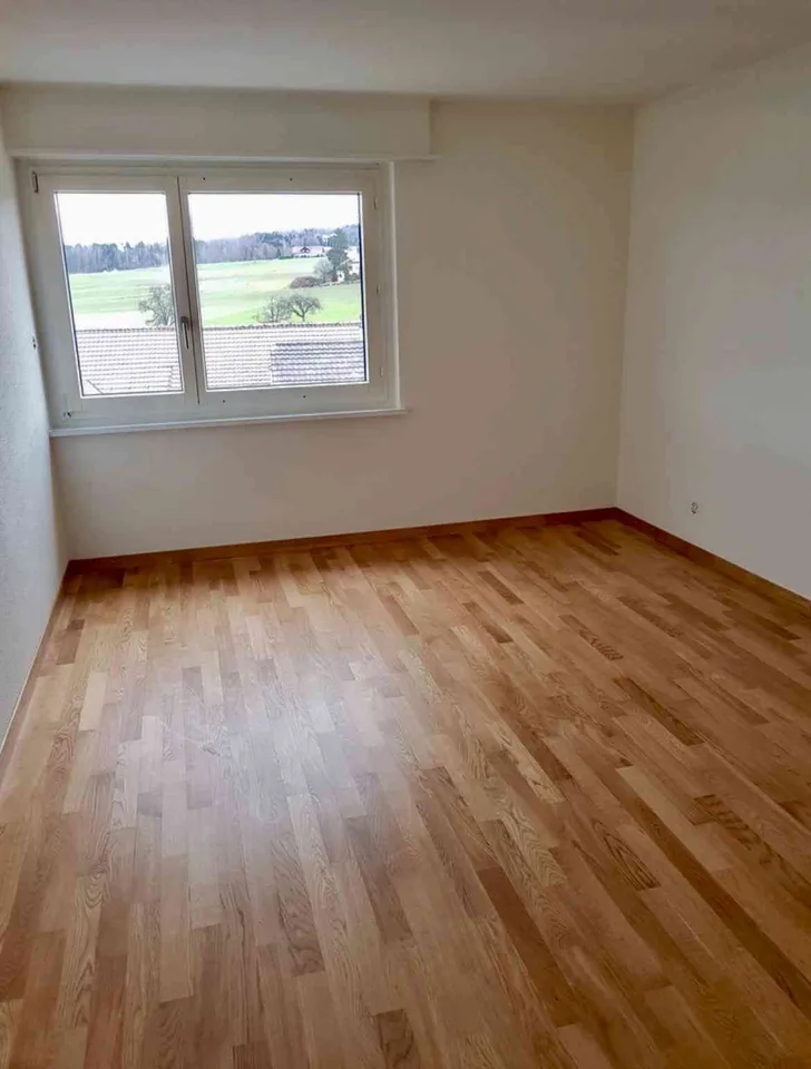moderne 3-Zimmer Wohnung, Nähe Stadt Zürich