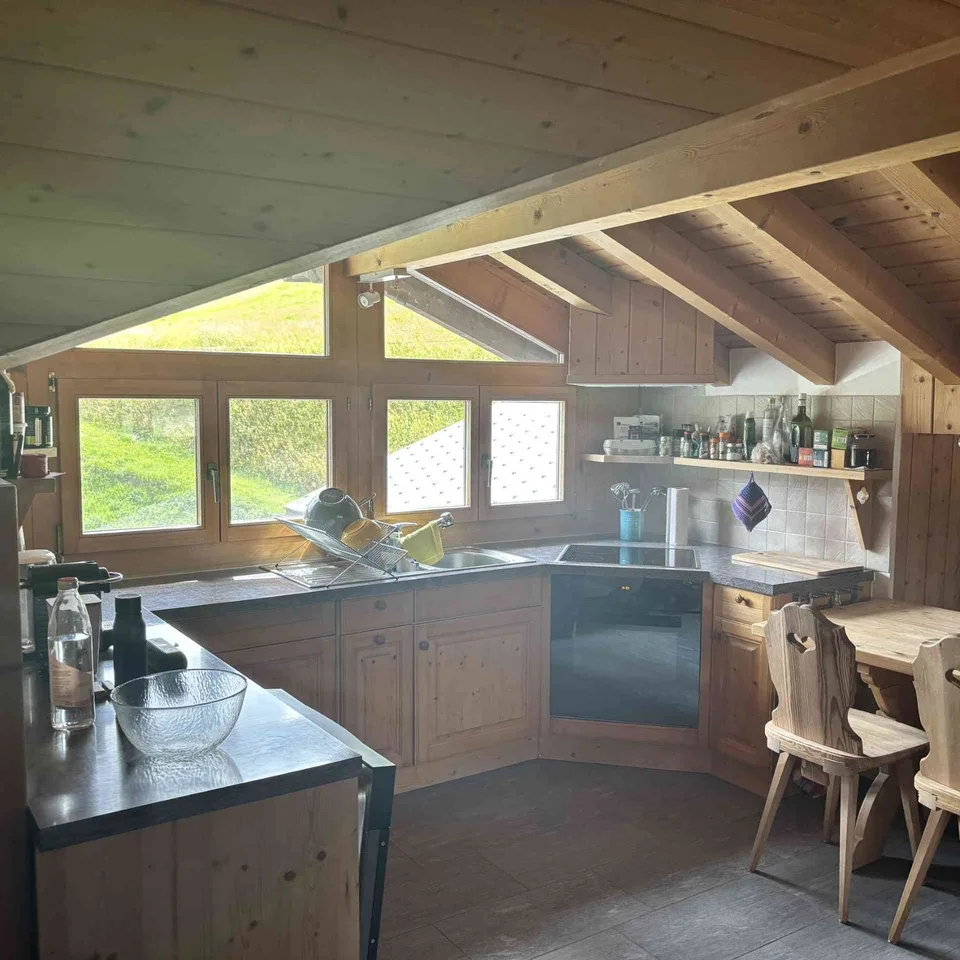 Charming 2.5-Room Apartment in Davos Frauenkirch
