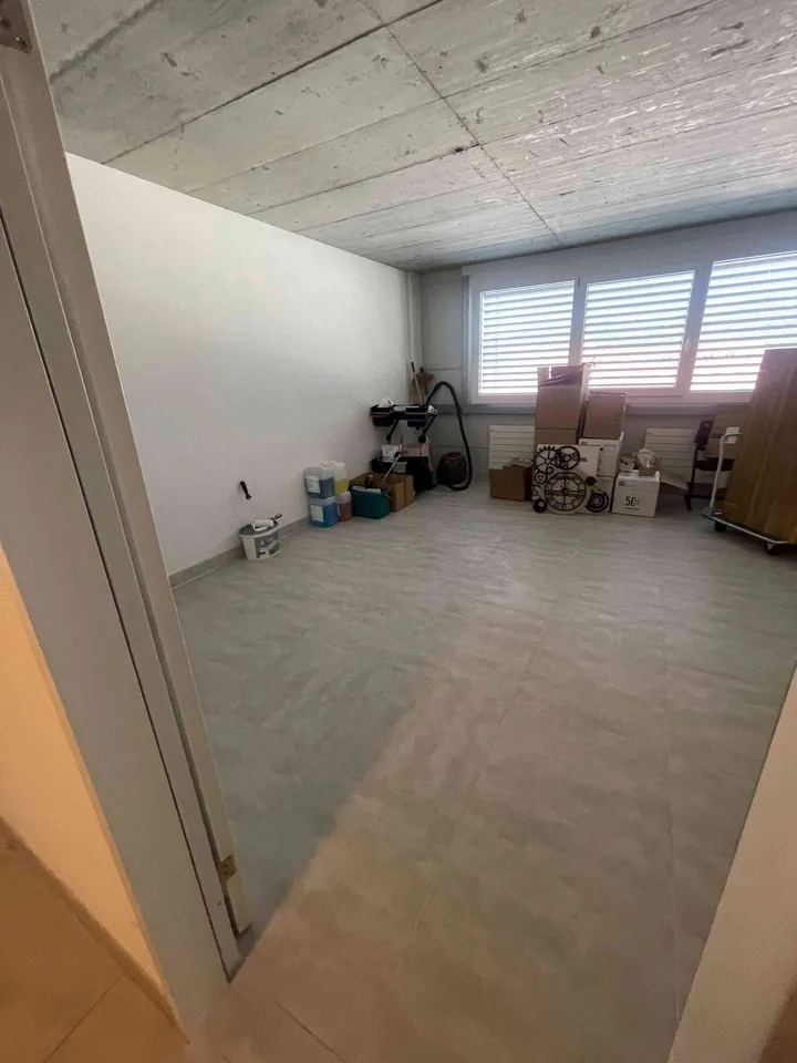 Helles Atelier/Büro inkl. attraktiven Mitbenützungen