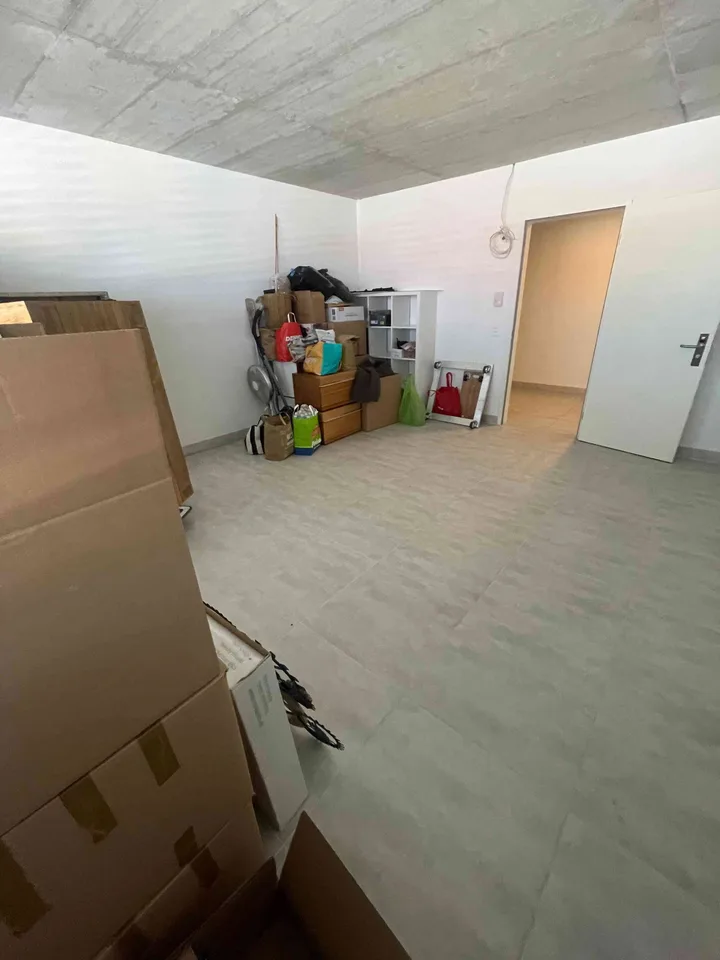 Helles Atelier/Büro inkl. attraktiven Mitbenützungen