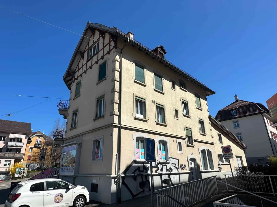 zu verkaufen Mehrfamilienhaus Nähe Kantonsspitäler