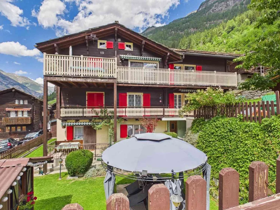 Wohlfühloase mit Gartenidyll & Bergsicht nahe Zermatt