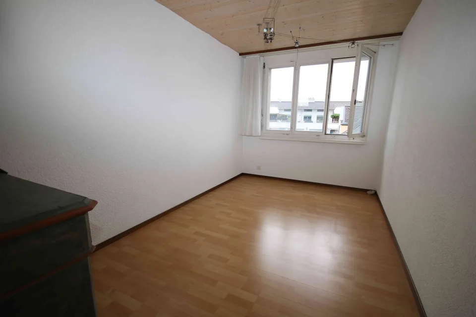 Attraktive 5.5-Zimmer-Eigentumswohnung an begehrter Lage in Lachen SZ