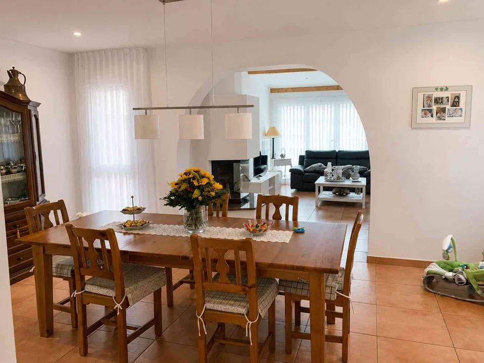 Charmantes 4.5-Zimmer-Eck-Reiheneinfamilienhaus mit grossem Garten in