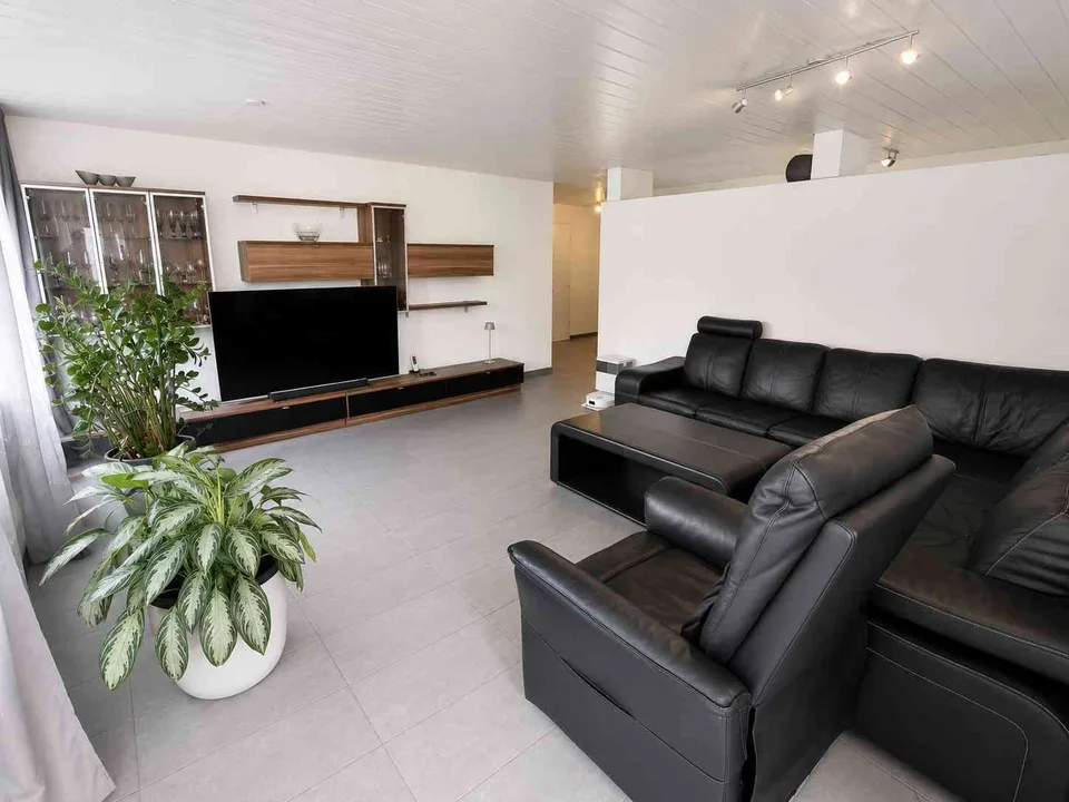 Modernisierte 4.5-Zimmer-Wohnung mit sonnigem Balkon in Kriens
