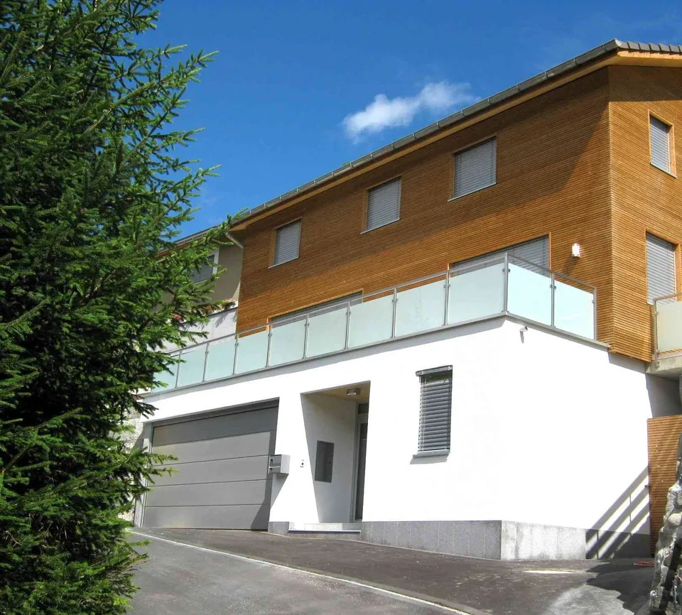 4½-Zimmer-Einfamilienhaus mit Terrasse und attraktiven Aussenflächen