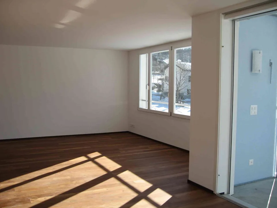 Helle, modere Wohnung in neuwertigem Zustand, an unverbaubarer Lage!
