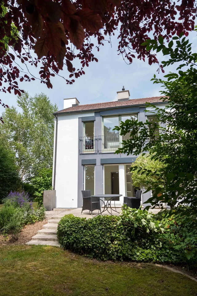 Gepflegtes 4.5-Zimmer-Eckreihenhaus in Schönenbaumgarten