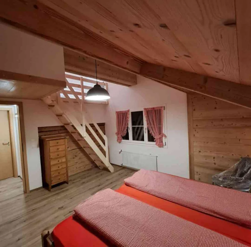 Casa di 8 locali - Haus mit 8 Zimmer