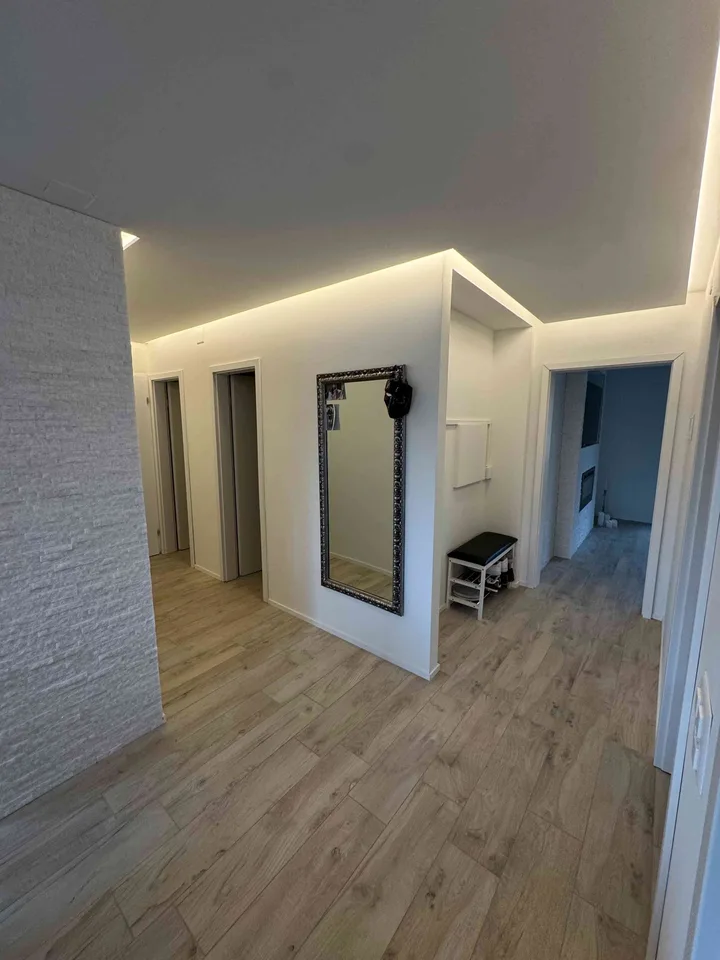 Kernsanierte 3.5Zimmer Wohnung