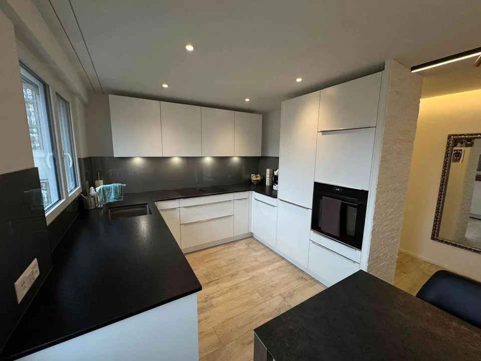 Kernsanierte 3.5Zimmer Wohnung