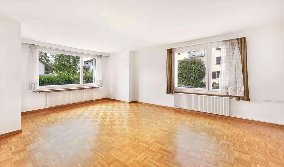 Mehrgenerationenhaus mit Entwicklungspotenzial an zentraler Lage