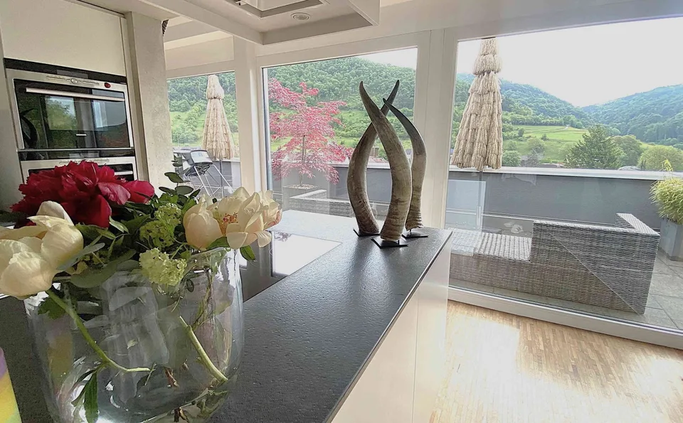 VILLA FORMA PURA - An Architectural Statement for Modern Family Living