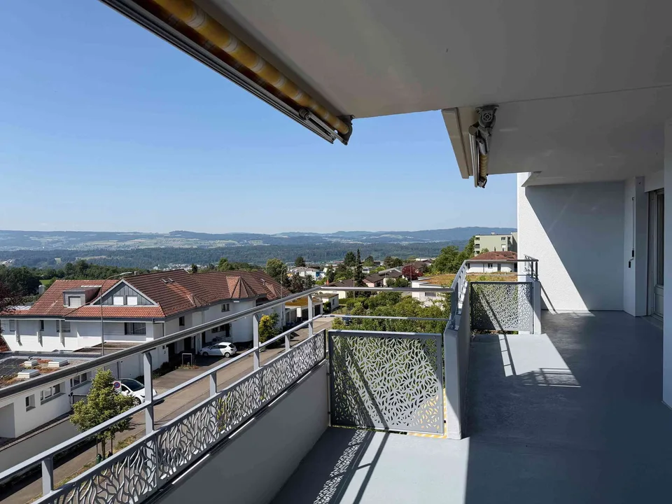 5 1/2 Wohnung mit traumhafter Aussicht