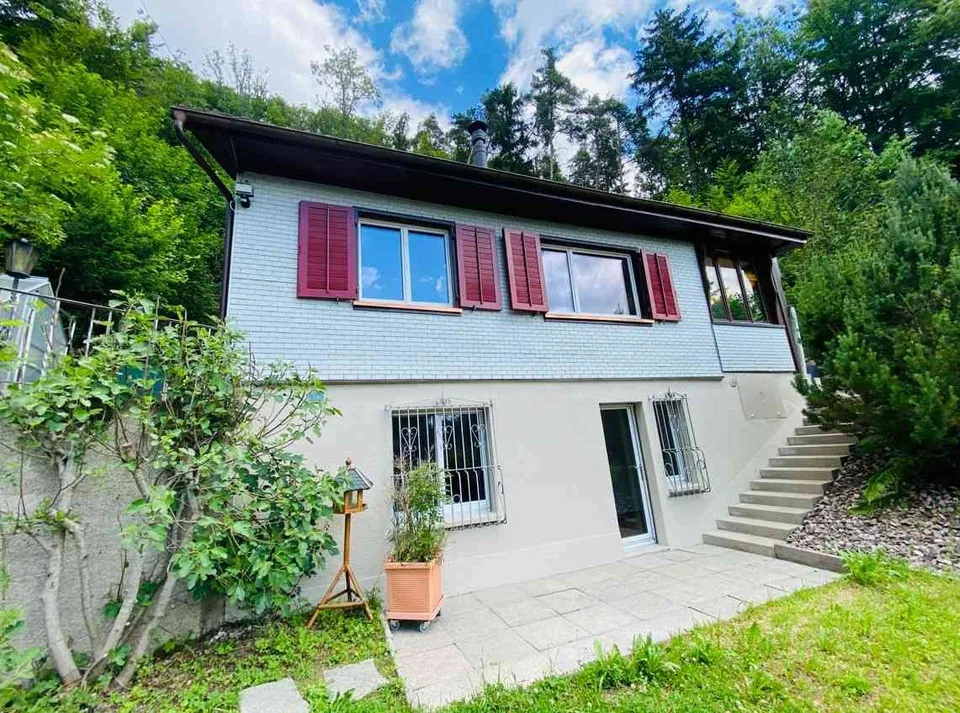 Einzigartiges Wohnen (Ferienhaus) und privatem Grundstück am See