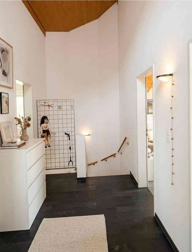 5 ½-Zimmer Reihen-Eckhaus an Hanglage mit unverbaubarer Aussicht – photo 6 of 13