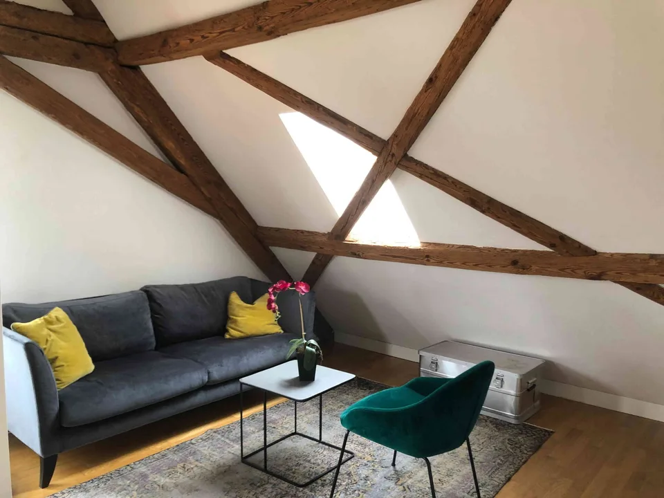 Rendite Objekt - Maisonette 3.5 Zi Dachwohnung inkl PP