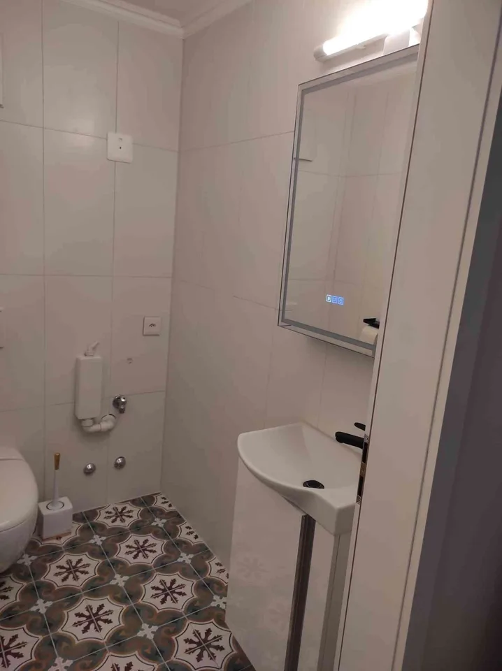 4.5-Zimmer-Wohnung wie neu – komplett renoviert, verglaster Balkon