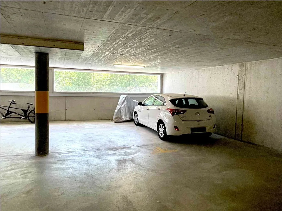 Tiefgaragenplatz zu verkaufen! - Top! Rendite
