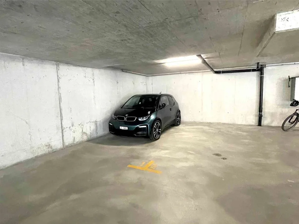Tiefgaragenplatz zu verkaufen! - Top! Rendite