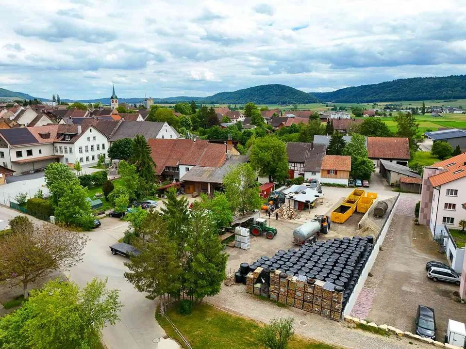 Mehrfamilienhaus inkl. Baulandreserve mit Entwicklungspotenzial