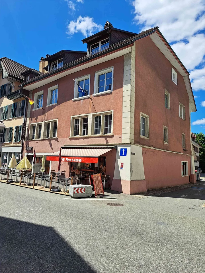 Wohn- und Geschäftshaus mit 630 m2