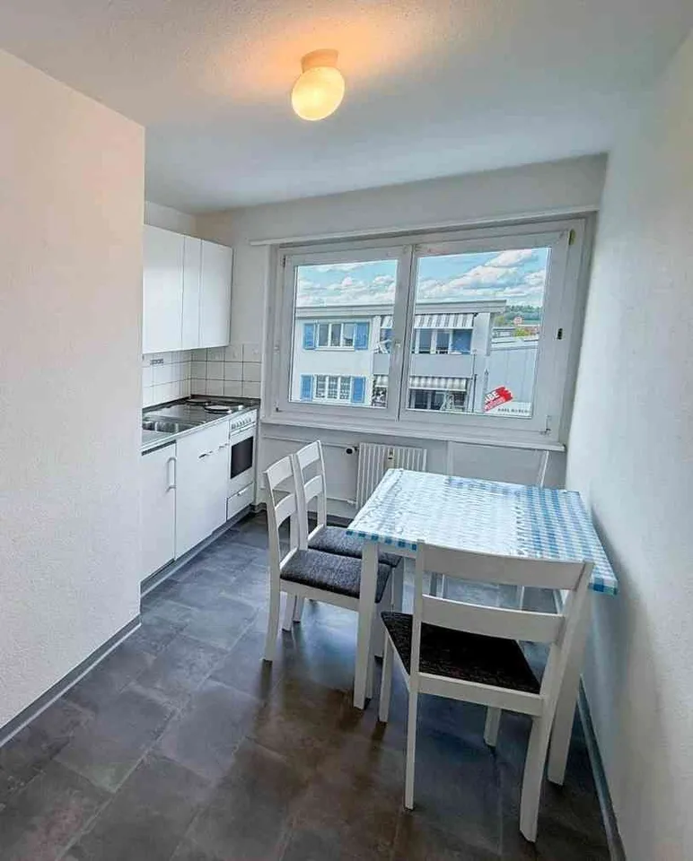 Attraktive 3.5 Zimmer Wohnung