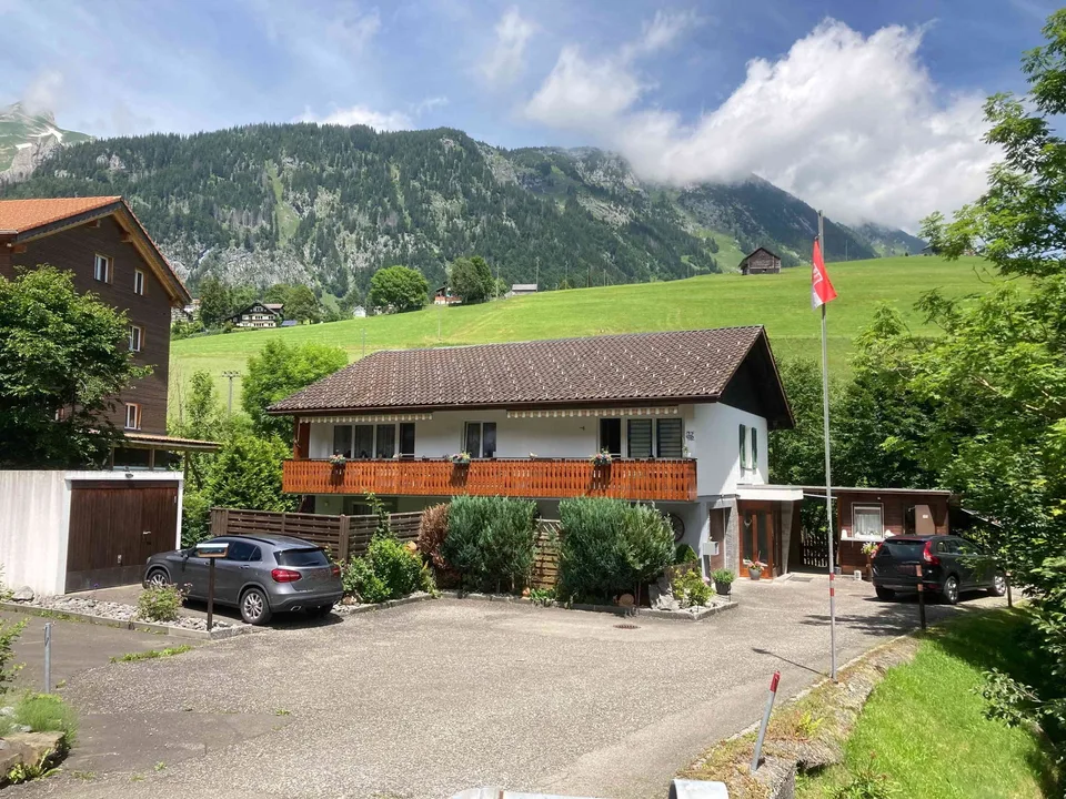 Haus am Bach Idyllische Lage leicht abseits mit Ferienwohnung