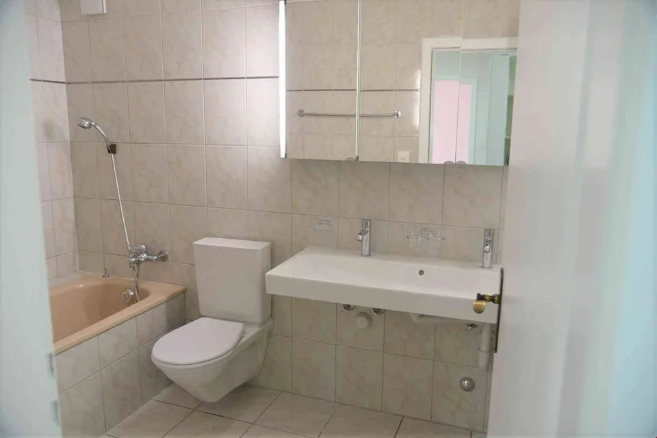 4.5 Zimmer Wohnung, 122m2