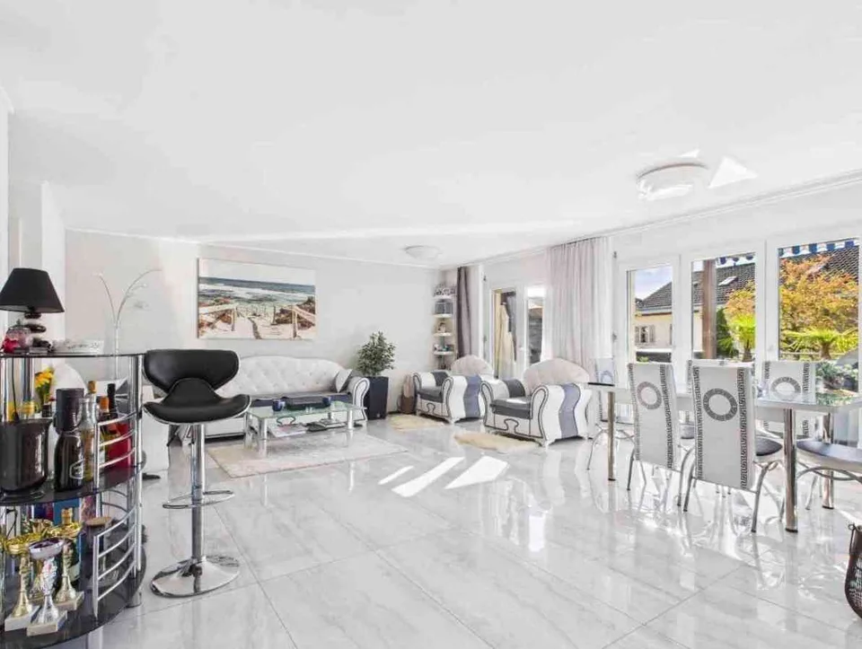 Verkaufe lux 2,5 Zimmerwohnung ,75m2,Greppen-Lu,Terrasse 35m2, Jakuzzi