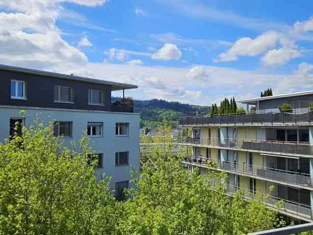 Zentrale und ruhige Lage, helle 3.5-Zimmer Eigentumswohnung