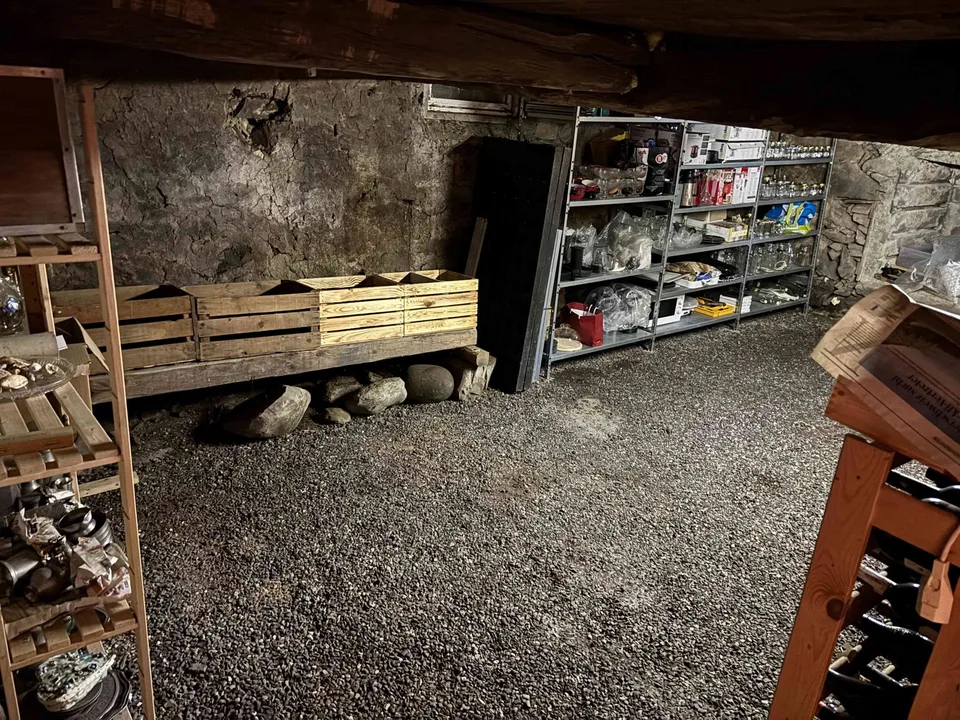 Ab 2034-2036 Bergbauernhaus mit 5 grosse Parzellen Total 38'854 m2 – Foto 8 von 10