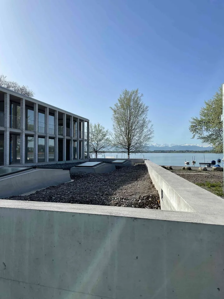 Exklusivität in höchster Perfektion – wo der See zum Wohnraum wird